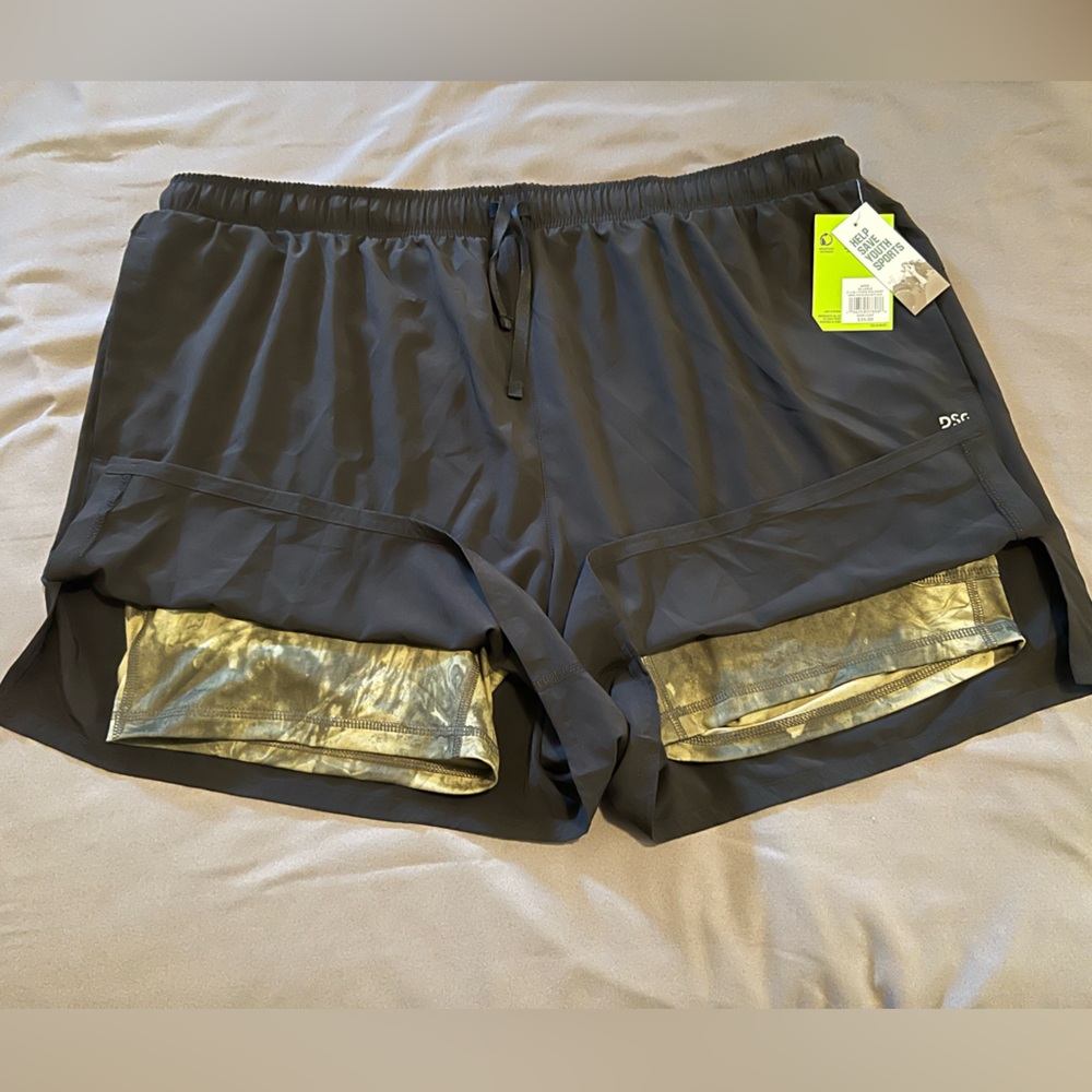 NWT men’s DSG running 2-1 shorts.